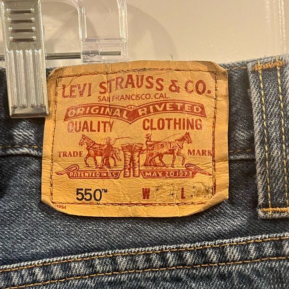 Levi's 550 Jeans Mens 44x30 Blue Denim Relaxed Fit Straight‎ Leg - Picture 6 of 9